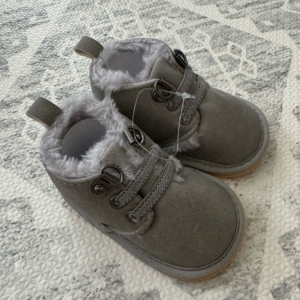 Baby winter boots- gray